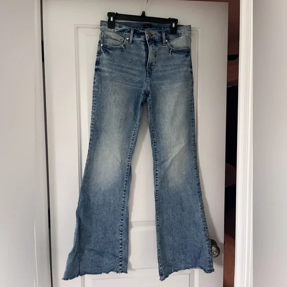 Express Women's Light Blue 70s Flare Jeans - Picture 1 of 3